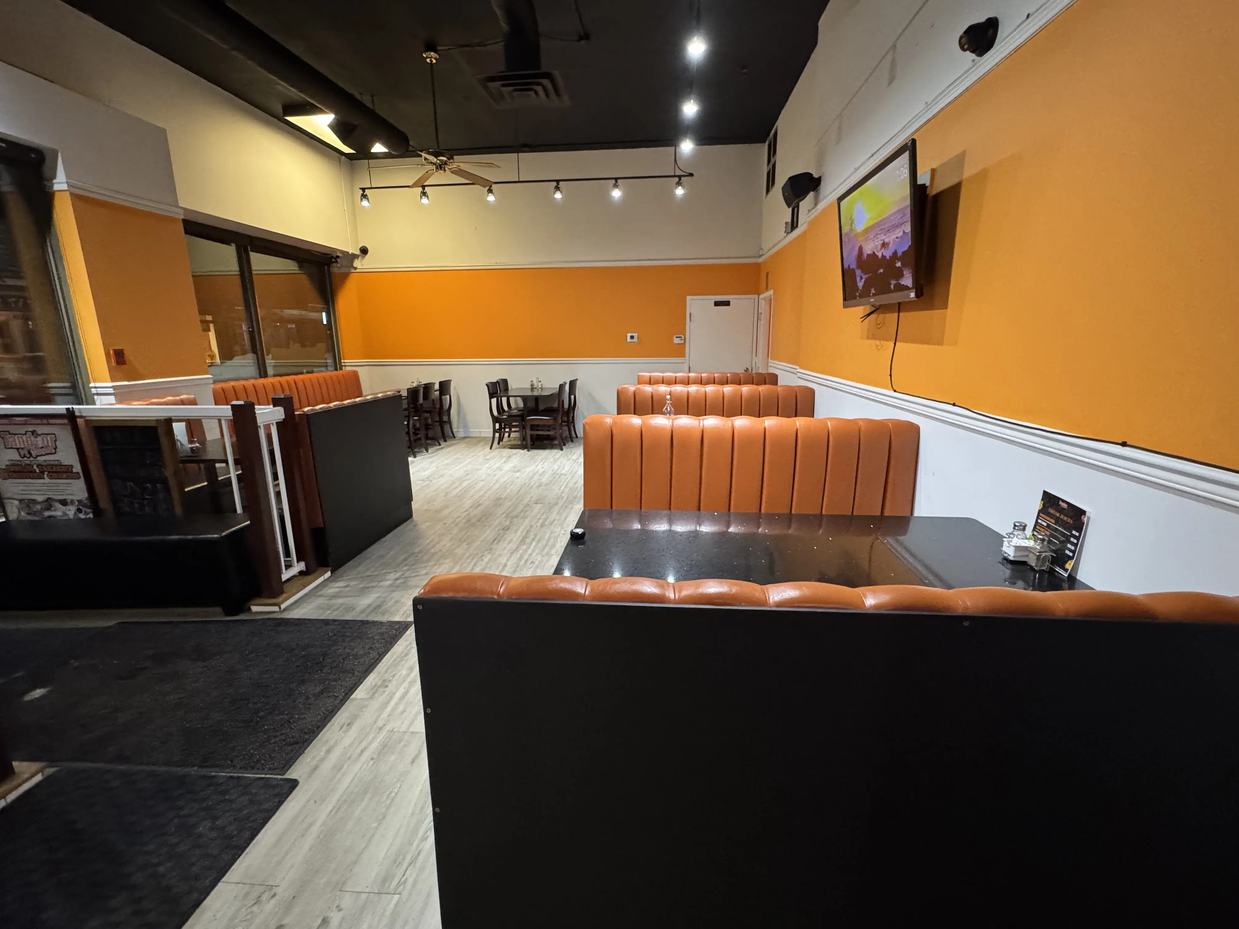 Authentic Indian curries at Tandoor N Flame Restaurant in Red Deer, AB